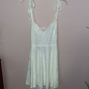 Lulu’s Lace dress